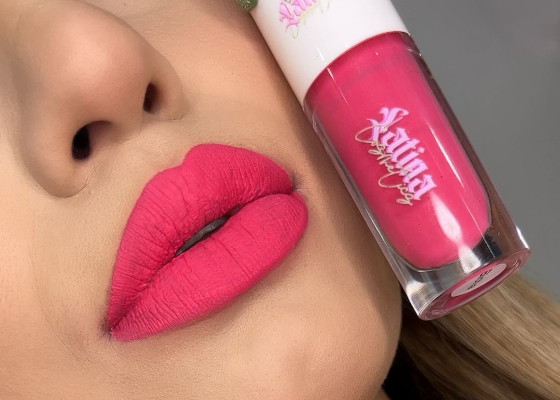 Bicha🇸🇻Matte lipstick